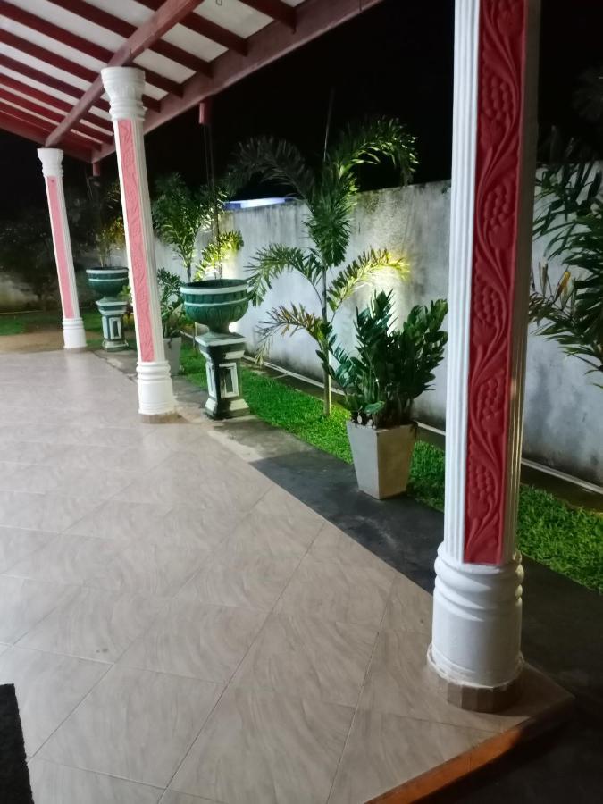 Relax Homestay Tangalle Exterior foto